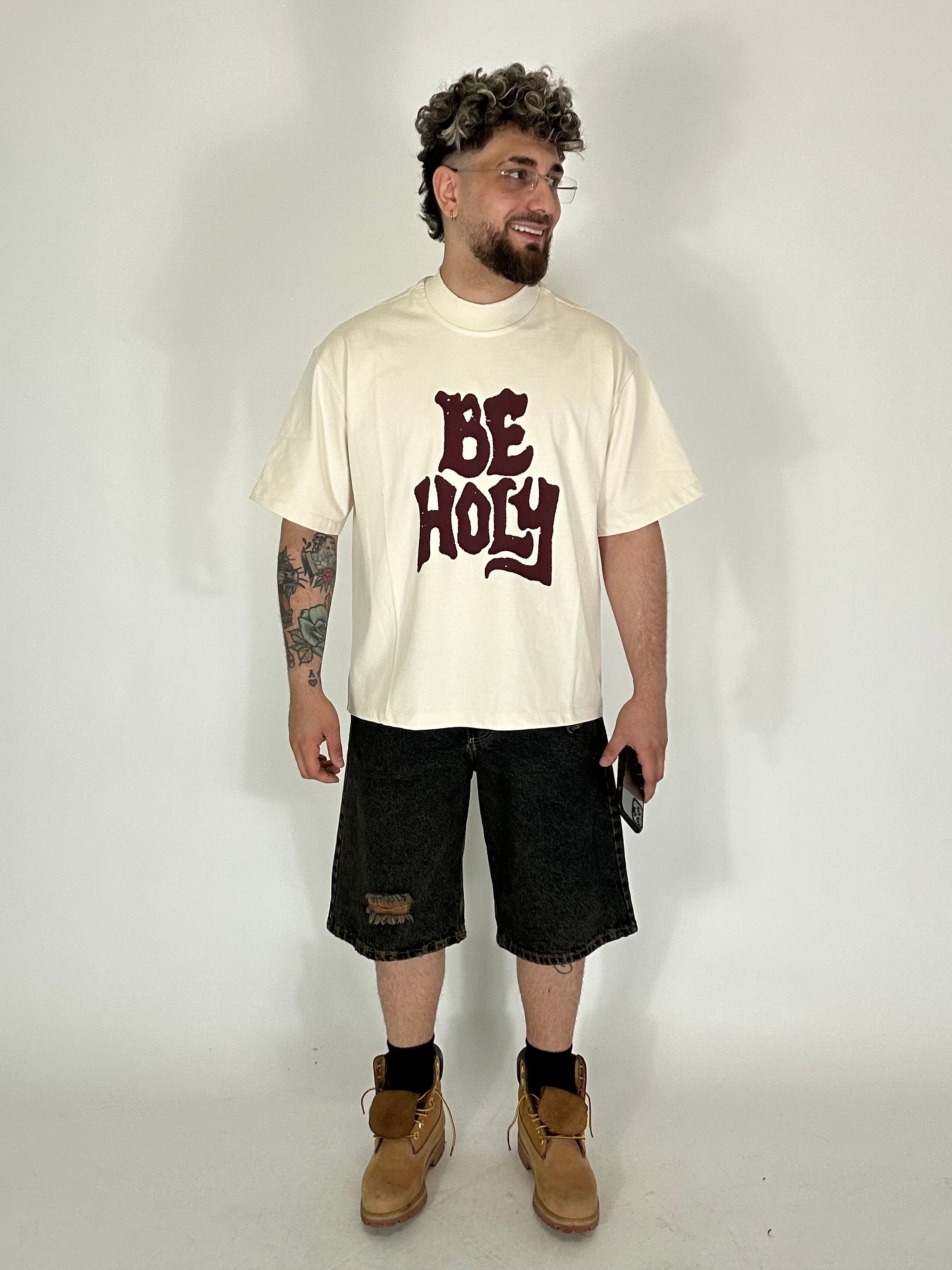 T-shirt Hustle Be Holy panna