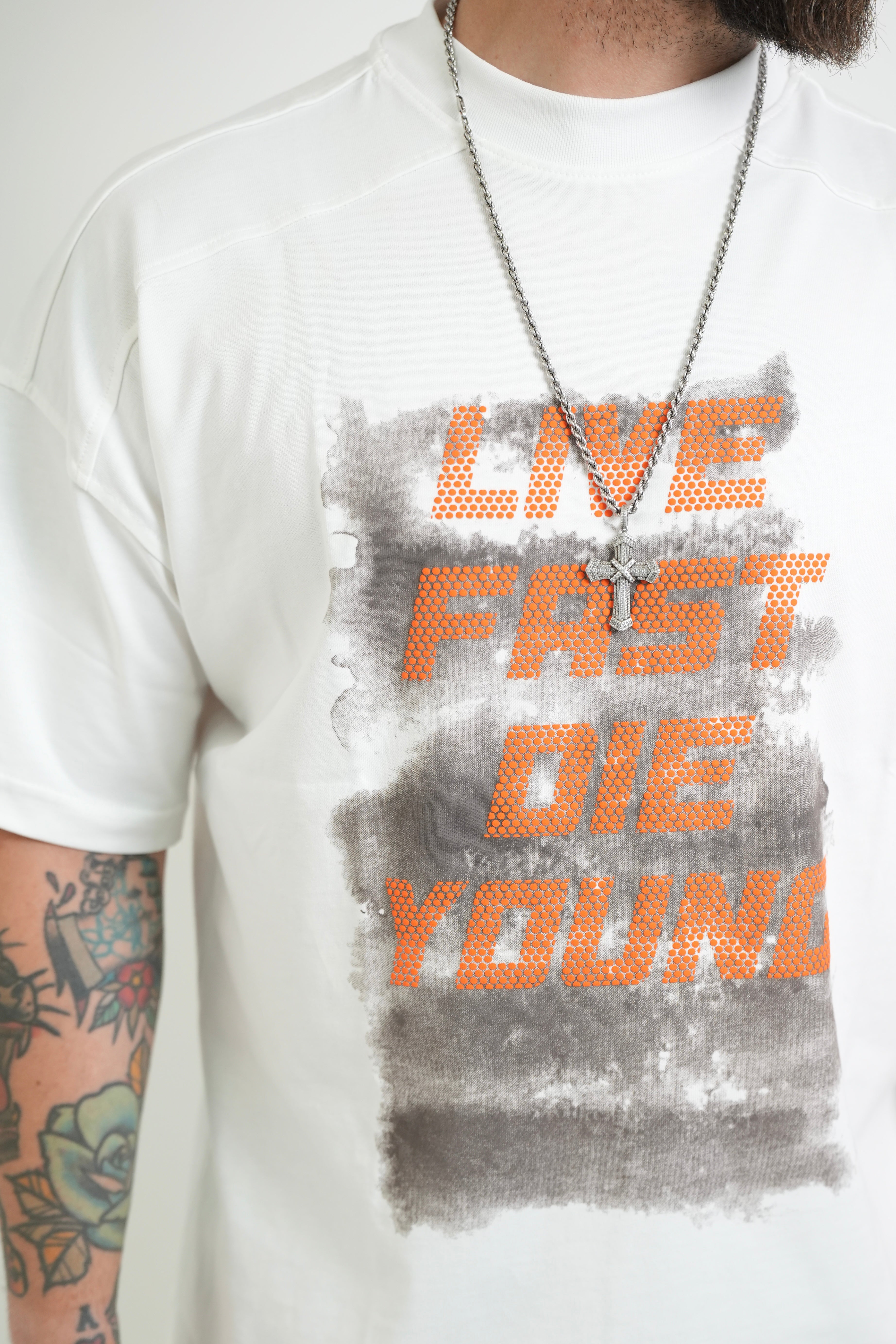 T-shirt Die Young White