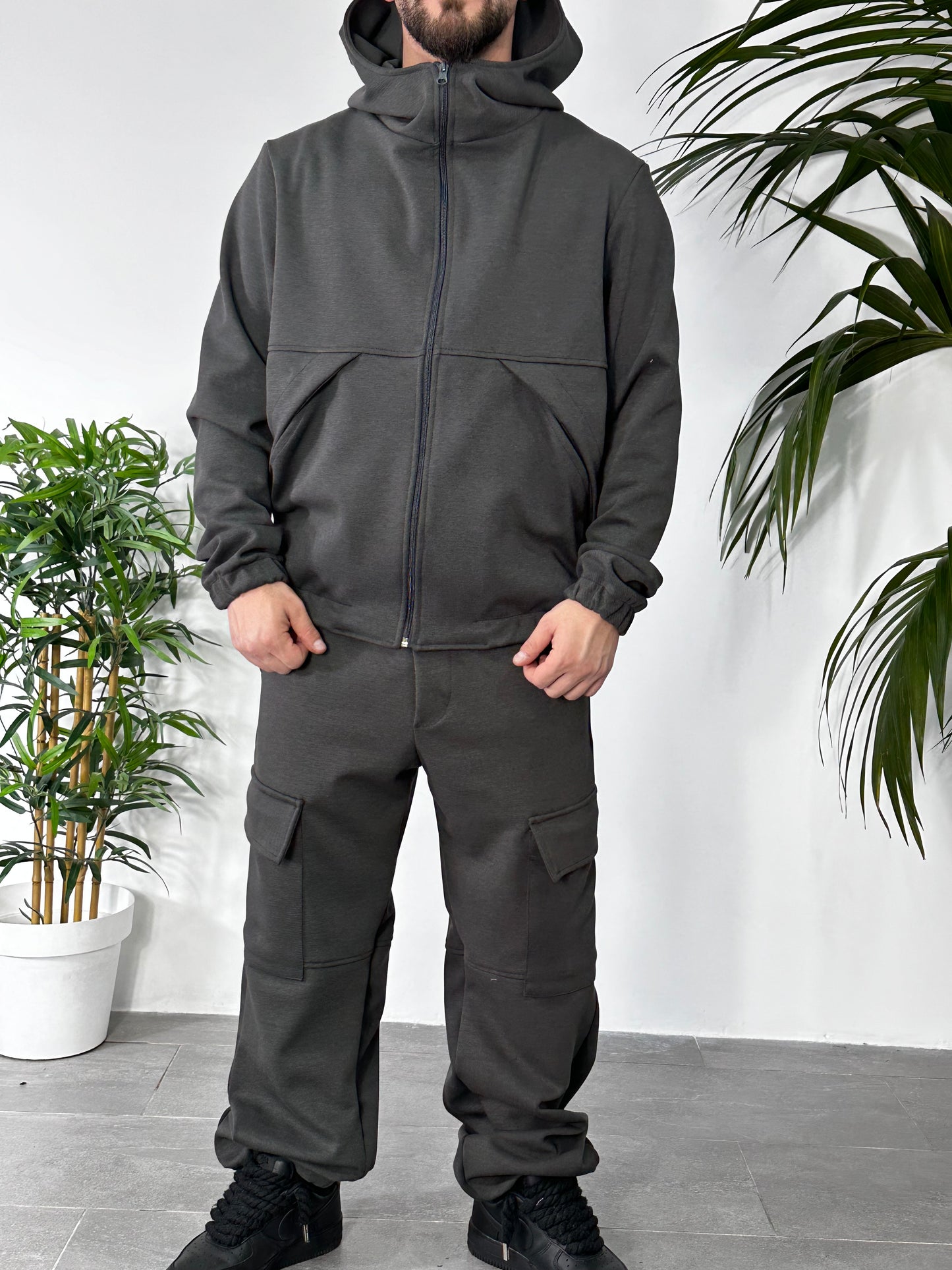 Tracksuit Taker grigio piombo