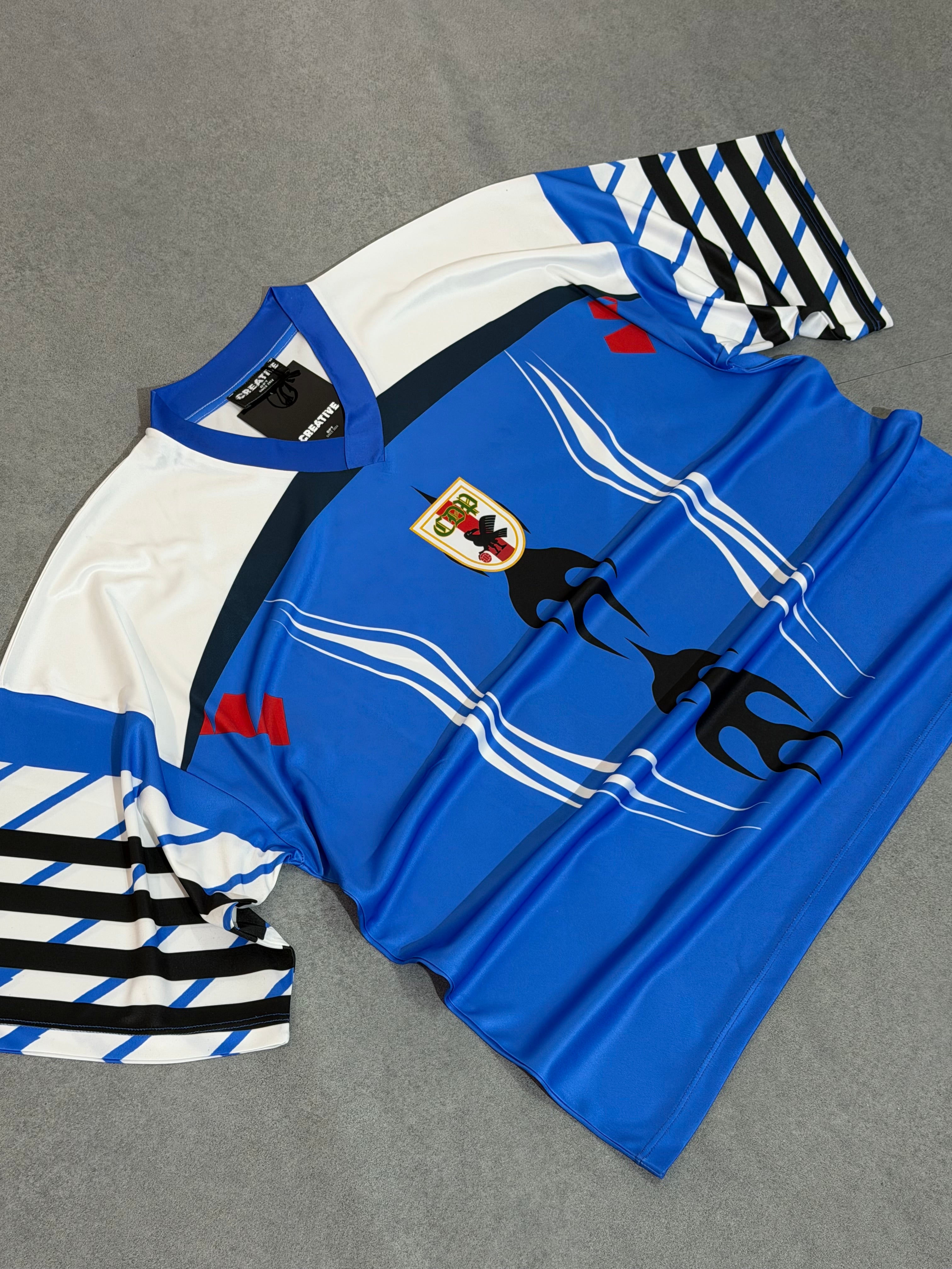 T-shirt Creative Soccer Giappone